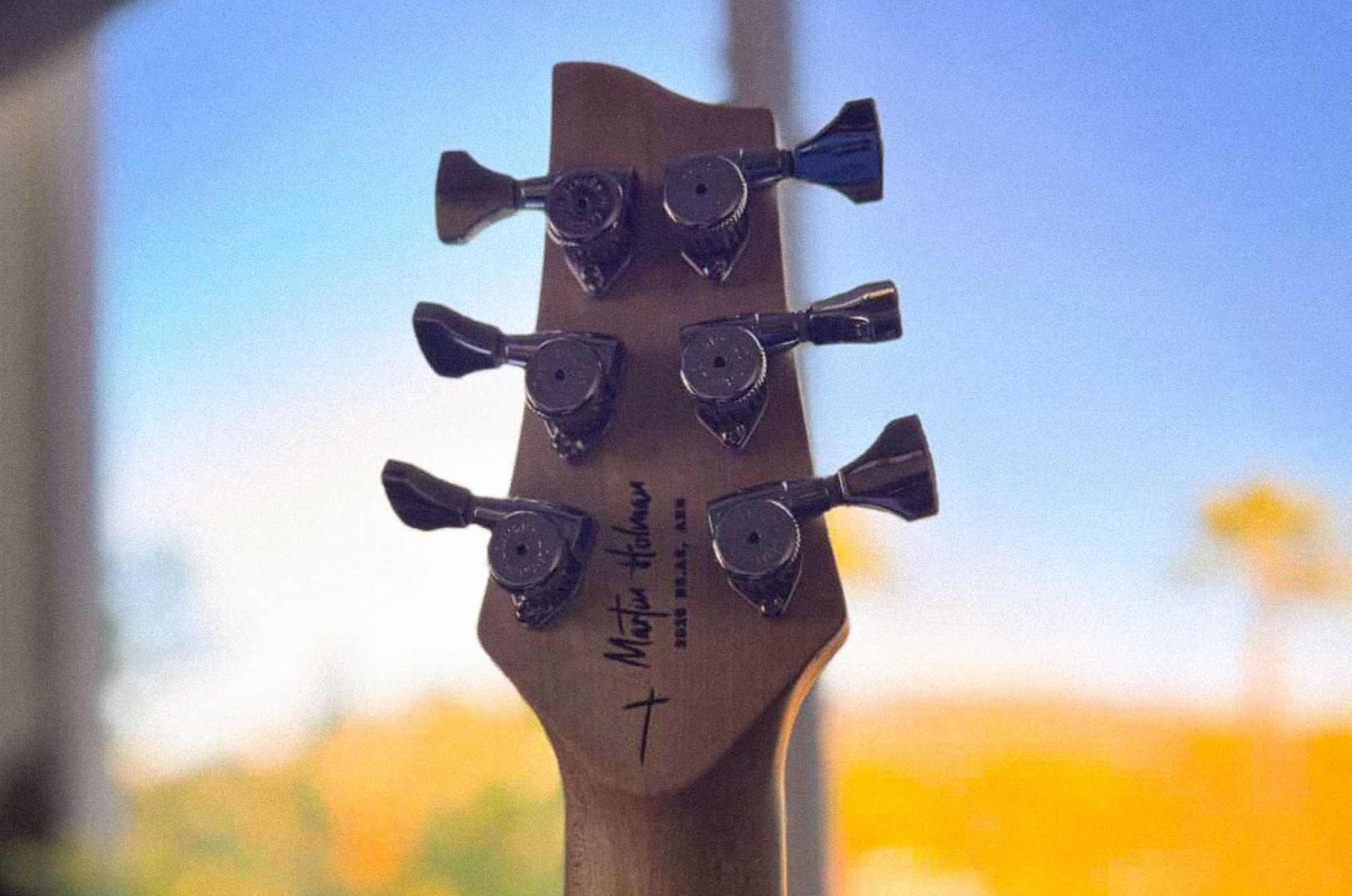 Poseidon S White Gold Multifoil Lefty - 03